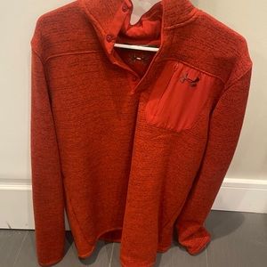 Under Armor - Buttoned Pullover